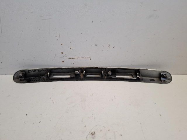 bontott RENAULT CLIO III Rendszámtábla Világítás Keret