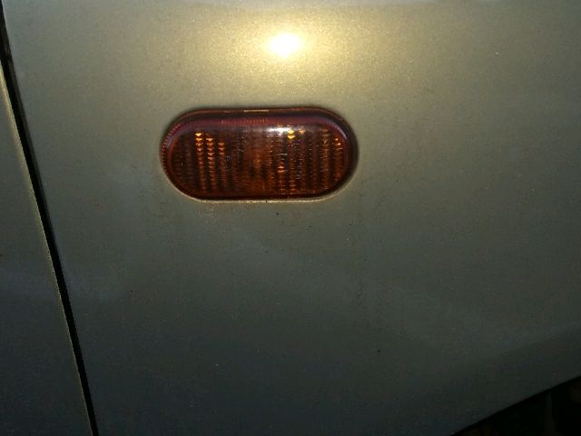 bontott RENAULT CLIO III Sárvédő Irányjelző (Pozíciófüggetlen)