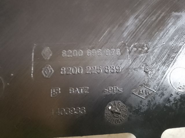 bontott RENAULT CLIO III Szerszámkészlet