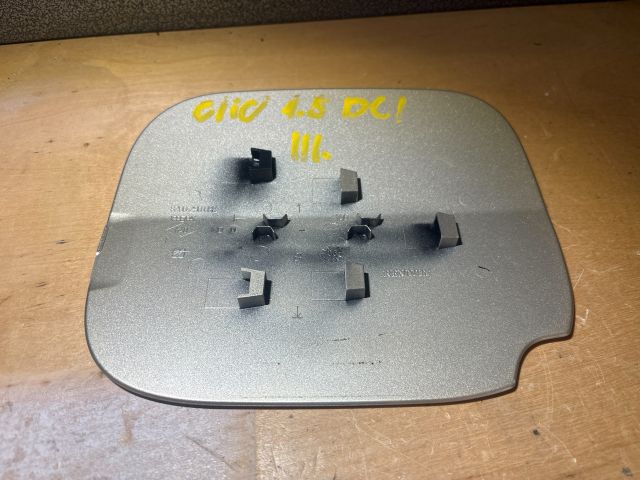 bontott RENAULT CLIO III Tankajtó