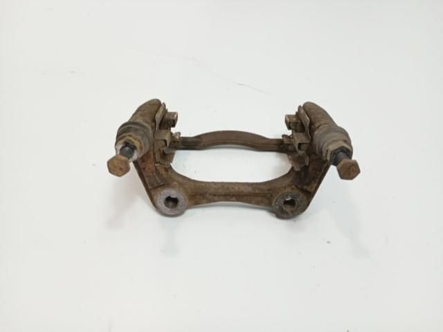 bontott RENAULT CLIO III Tartó Bak