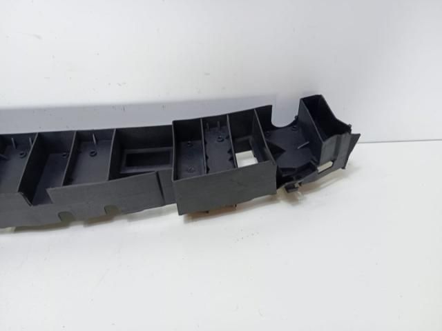 bontott RENAULT CLIO III Tartó Bak