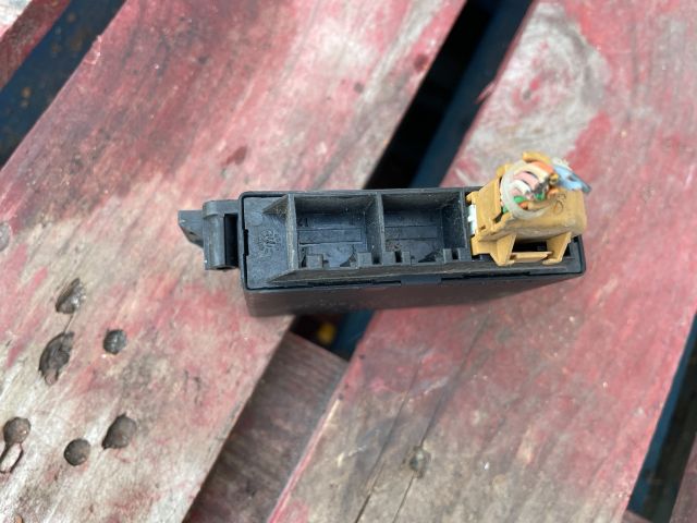 bontott RENAULT CLIO III Tolatóradar Elektronika