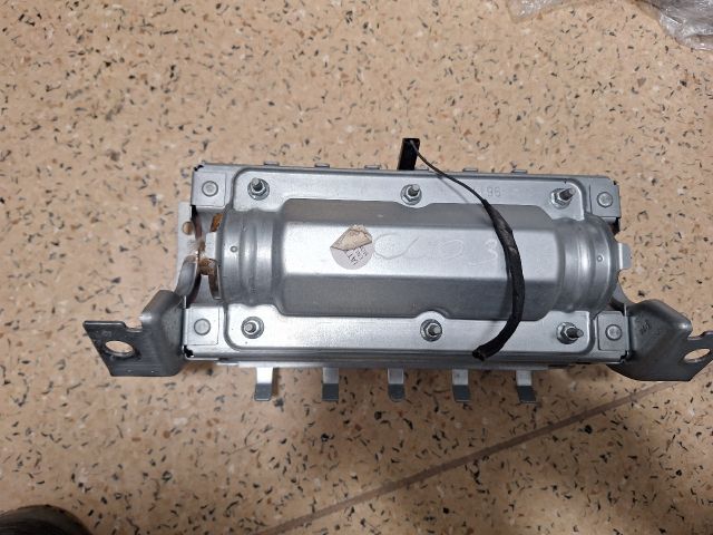 bontott RENAULT CLIO III Utasoldali Légzsák