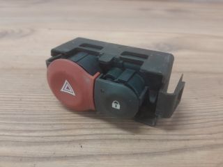 bontott RENAULT CLIO III Vészvillogó Kapcsoló