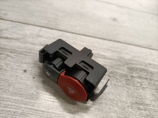 bontott RENAULT CLIO III Vészvillogó Kapcsoló