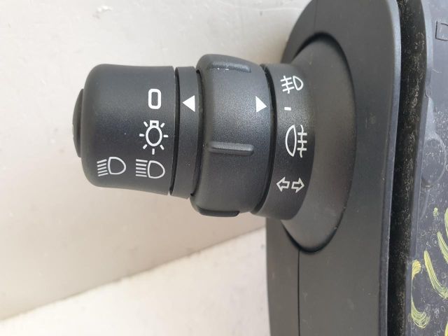 bontott RENAULT CLIO III Világítás Kapcsoló