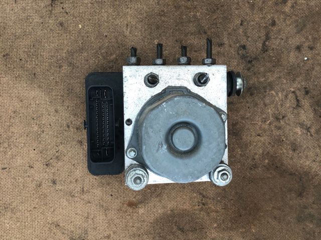 bontott RENAULT CLIO IV ABS Kocka