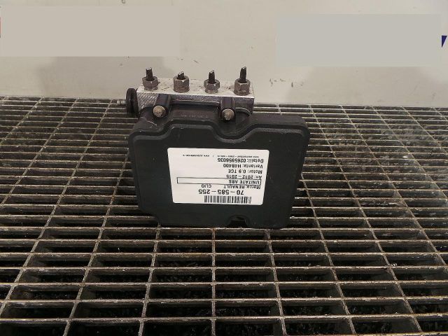 bontott RENAULT CLIO IV ABS Kocka