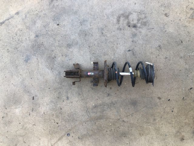 bontott RENAULT CLIO IV Bal első Gólyaláb (Lengécsillapító, Rugó)