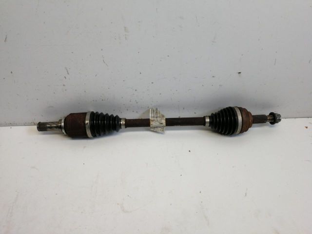 bontott RENAULT CLIO IV Bal Féltengely