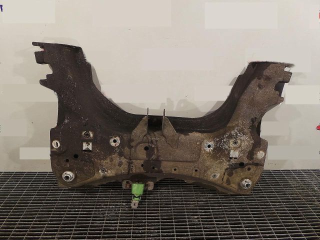 bontott RENAULT CLIO IV Első Bölcső