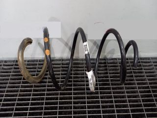 bontott RENAULT CLIO IV Első Rugó