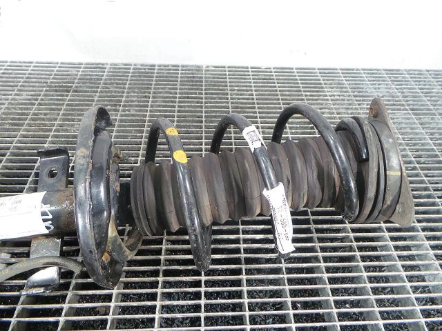 bontott RENAULT CLIO IV Első Rugó