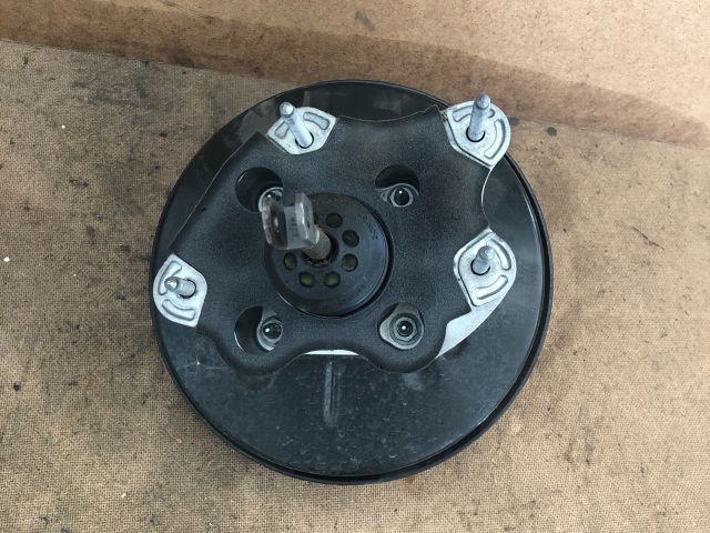 bontott RENAULT CLIO IV Fékrásegítő