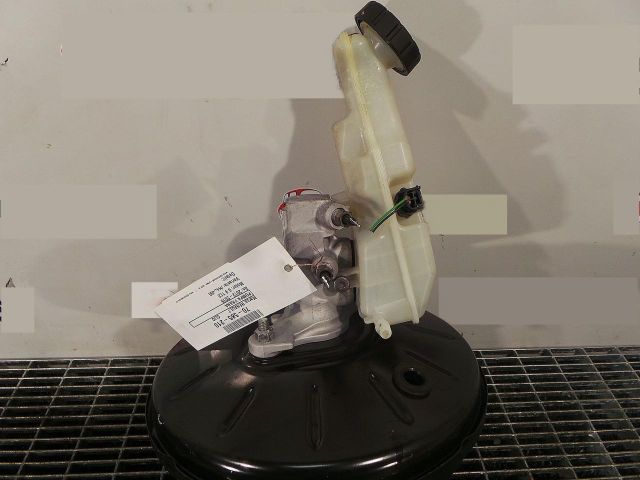 bontott RENAULT CLIO IV Főfékhenger