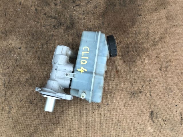 bontott RENAULT CLIO IV Főfékhenger