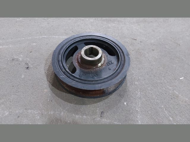 bontott RENAULT CLIO IV Főtengely Szíjtárcsa