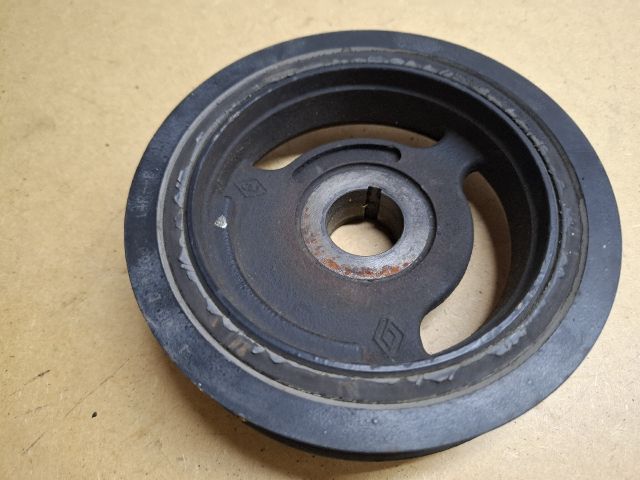 bontott RENAULT CLIO IV Főtengely Szíjtárcsa