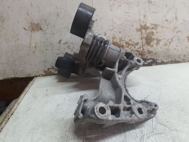 bontott RENAULT CLIO IV Generátor Tartó Bak