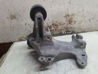 bontott RENAULT CLIO IV Generátor Tartó Bak