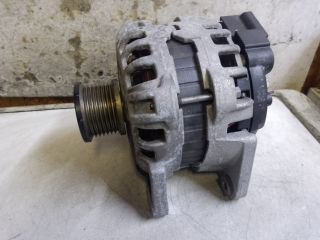 bontott RENAULT CLIO IV Generátor