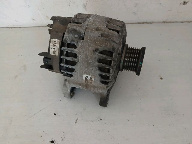 bontott RENAULT CLIO IV Generátor