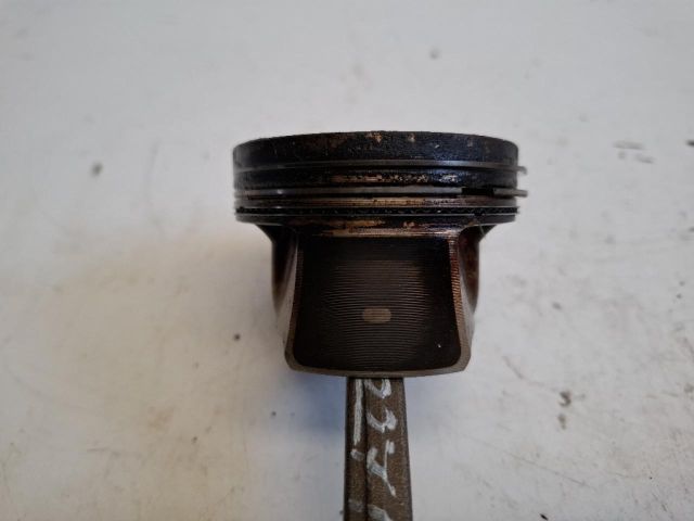 bontott RENAULT CLIO IV Hajtókar