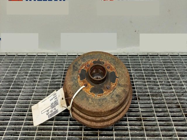 bontott RENAULT CLIO IV Hátsó Fékdob