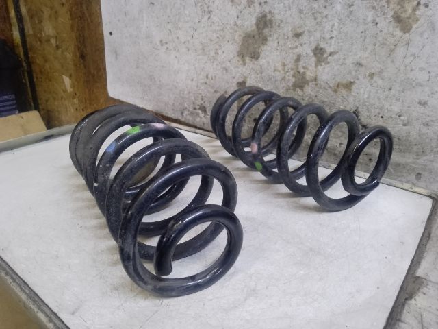 bontott RENAULT CLIO IV Hátsó Rugó Pár