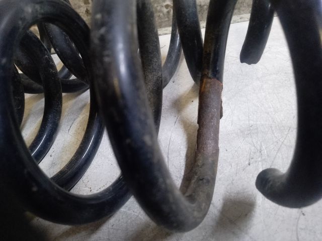 bontott RENAULT CLIO IV Hátsó Rugó Pár