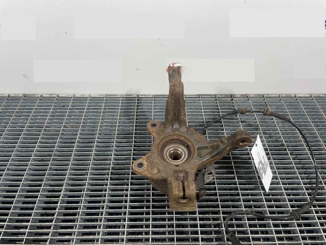 bontott RENAULT CLIO IV Jobb első Csonkállvány