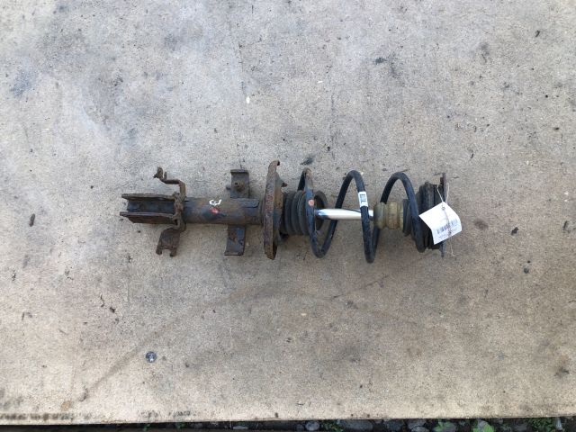 bontott RENAULT CLIO IV Jobb első Gólyaláb (Lengécsillapító, Rugó)