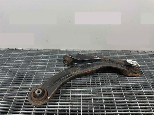 bontott RENAULT CLIO IV Jobb első Lengőkar