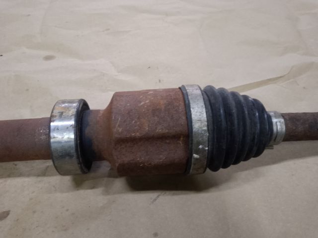 bontott RENAULT CLIO IV Jobb Féltengely