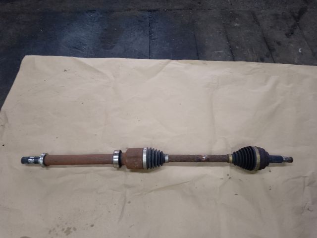 bontott RENAULT CLIO IV Jobb Féltengely