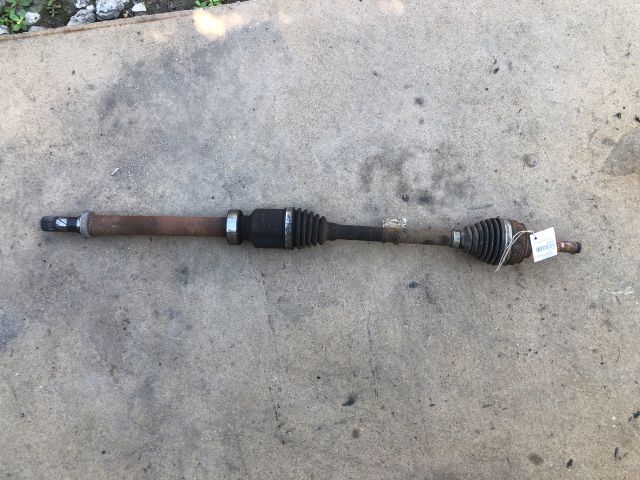 bontott RENAULT CLIO IV Jobb Féltengely