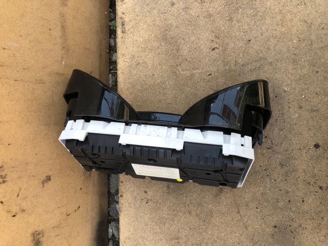 bontott RENAULT CLIO IV Kilométeróra