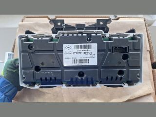 bontott RENAULT CLIO IV Kilométeróra