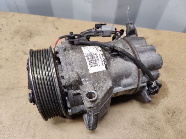 bontott RENAULT CLIO IV Klímakompresszor