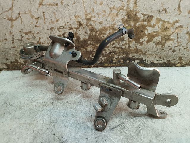 bontott RENAULT CLIO IV Közösnyomócső