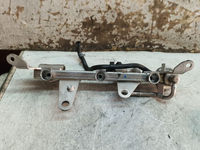 bontott RENAULT CLIO IV Közösnyomócső