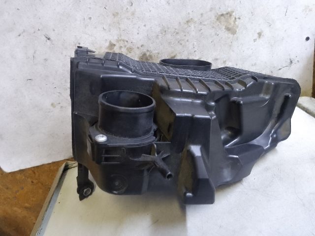 bontott RENAULT CLIO IV Légszűrő Ház