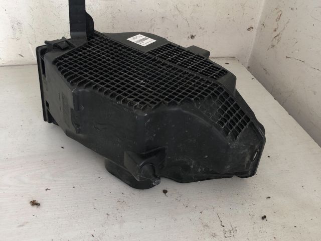 bontott RENAULT CLIO IV Légszűrő Ház