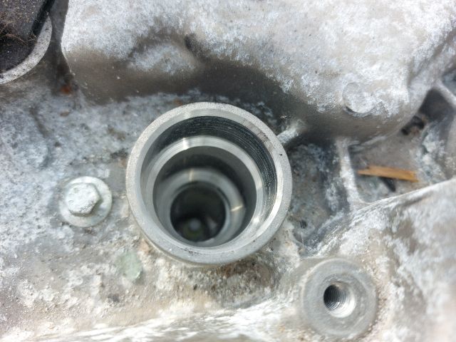 bontott RENAULT CLIO IV Motor (Fűzött blokk hengerfejjel)