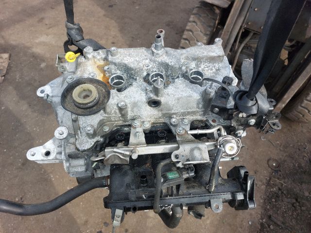 bontott RENAULT CLIO IV Motor (Fűzött blokk hengerfejjel)
