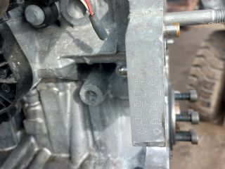bontott RENAULT CLIO IV Motor (Fűzött blokk hengerfejjel)
