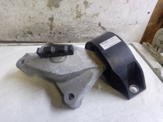 bontott RENAULT CLIO IV Motor Tartó Bak (Fém)