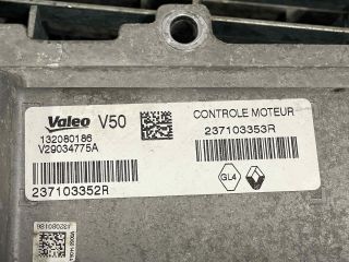 bontott RENAULT CLIO IV Motorvezérlő