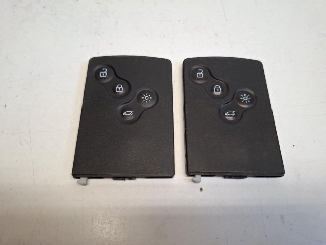 bontott RENAULT CLIO IV Motorvezérlő